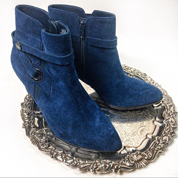 🌟SOLD🌟 Anne Klein Chelsey Blue Suede Ankle Boots - Picture 10 of 10